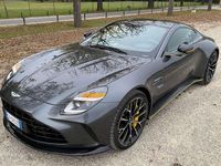 Nuova Aston Martin V8 Vantage 665 CV (489 kW) 2025 Colore non di seriema speciale Coupé