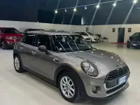 Usata Mini Cooper 95 CV (69 kW) 2018 Grigio Utilitaria