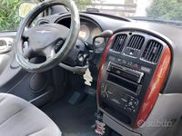 Usata Chrysler Voyager 2007 Grigio Monovolume