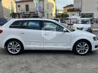 Usata Audi A3 Sportback Ambition 105 CV (77 kW) 2011 Bianco Utilitaria