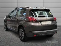 Usata Peugeot 2008 Active 82 CV (60 kW) 2016 Grigio SUV