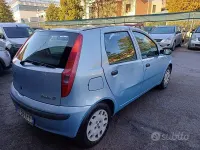 Usata Fiat Punto 60 CV (44 kW) 2002 Blu Berlina