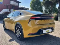 Usata Toyota Prius Lounge 151 CV (111 kW) 2023 Giallo Utilitaria