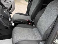 Usata Lancia Ypsilon Silver 69 CV (50 kW) 2023 Grigio scuro Utilitaria