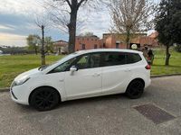 Usata Opel Zafira Tourer 2013 Bianco Monovolume