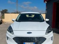 Usata Ford Kuga 119 CV (87 kW) 2022 Bianco SUV
