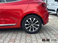 Usata Renault Clio V Techno 101 CV (74 kW) 2023 Rosso passion Berlina