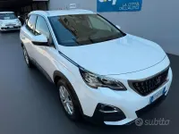 Usata Peugeot 3008 Business-Line 120 CV (88 kW) 2018 Bianco SUV