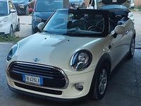 Usata Mini Cooper D Cabriolet 116 CV (85 kW) 2018 Bianco Cabrio