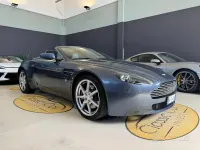 Usata Aston Martin V8 Vantage 385 CV (283 kW) 2007 Azzurro Cabrio
