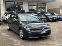 Usata VW Golf VIII Life 116 CV (85 kW) 2022 Grigio Berlina