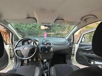 Usata Fiat Punto Easy 77 CV (56 kW) 2013 Bianco Utilitaria