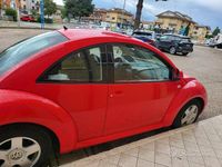 Usata VW New Beetle 90 CV (66 kW) 1999 Rosso Utilitaria
