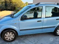 Usata Fiat Panda Dynamic 69 CV (50 kW) 2010 Blu Utilitaria