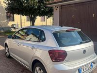 Usata VW Polo 95 CV (69 kW) 2019 Grigio Berlina