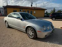 Usata Jaguar S-Type Executive 207 CV (152 kW) 2007 Grigio Berlina
