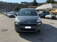Usata Peugeot Partner Tepee Premium 92 CV (67 kW) 2014 Grigio Monovolume