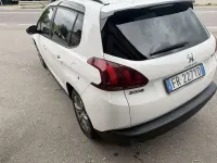 Usata Peugeot 2008 Access 75 CV (55 kW) 2018 Other SUV