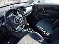 Usata Mini Cooper 75 CV (55 kW) 2004 Nero Utilitaria