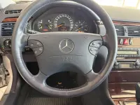 Usata Mercedes E220 Elegance 143 CV (105 kW) 2001 Grigio Berlina