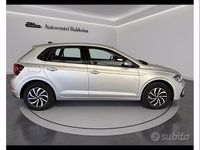 Usata VW Polo Life 80 CV (58 kW) 2023 Grigio Utilitaria
