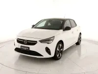 Usata Opel Corsa-e Design & Tech 56 kW (77 CV) 2023 Arktis white Utilitaria