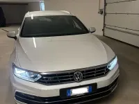 Usata VW Passat R-line 190 CV (139 kW) 2015 Bianco Station wagon