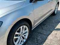 Usata VW Golf VII 110 CV (80 kW) 2018 Grigio Utilitaria