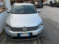 Usata VW Passat 105 CV (77 kW) 2012 Berlina