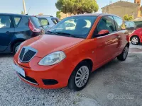 Usata Lancia Ypsilon 60 CV (44 kW) 2009 Arancione Utilitaria