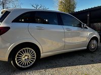 Usata Mercedes B200 Executive 156 CV (114 kW) 2015 Utilitaria