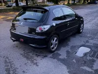 Usata Peugeot 206 109 CV (80 kW) 2003 Nero Berlina