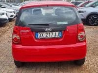 Usata Kia Picanto 63 CV (46 kW) 2009 Rosso Utilitaria