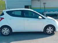 Usata Hyundai i10 69 CV (50 kW) 2014 Bianco Utilitaria