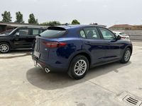 Usata Alfa Romeo Stelvio Executive 179 CV (131 kW) 2018 Blu SUV