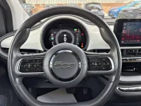 Usata Fiat 500e Passion 69 kW (95 CV) 2021 Bianco Berlina