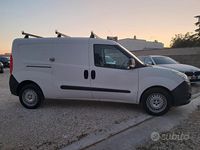 Usata Opel Combo 90 CV (66 kW) 2015 Bianco Monovolume