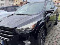 Usata Ford Kuga ST-Line 120 CV (88 kW) 2017 Nero SUV