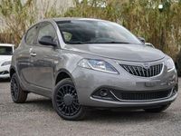 Usata Lancia Ypsilon S 70 CV (51 kW) 2023 Grigio Utilitaria