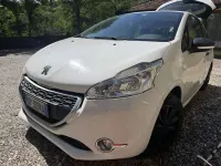 Usata Peugeot 208 Access 68 CV (50 kW) 2013 Utilitaria