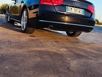 Usata Audi A8 250 CV (183 kW) 2012 Blu Berlina