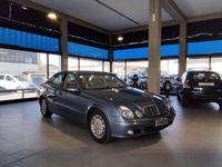 Usata Mercedes E270 Elegance 177 CV (130 kW) 2003 Blu/azzurro Berlina