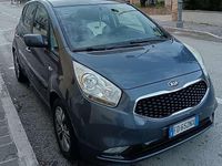 Usata Kia Venga Active 90 CV (66 kW) 2016 Blu/azzurro Utilitaria