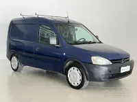 Usata Opel Combo 97 CV (71 kW) 2009 Blu Monovolume