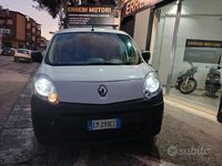 Usata Renault Kangoo 89 CV (65 kW) 2012 Bianco Monovolume