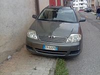 Usata Toyota Corolla 97 CV (71 kW) 2004 Grigio Utilitaria