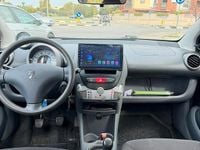 Usata Peugeot 107 68 CV (50 kW) 2009 Grigio Utilitaria