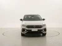 Usata VW T-Roc R-line 150 CV (110 kW) 2023 Grigio SUV