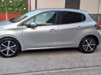 Usata Peugeot 208 Access 68 CV (50 kW) 2018 Utilitaria
