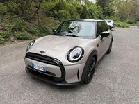 Usado Mini Cooper Premium Plus 136 CV (100 kW) 2023 Beige Utilitario
